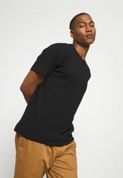 Only & Sons ONSMILLENIUM LIFE TEE - Basic T-shirt - Black -Only & Sons shop bfa4524983bc46b1b63fd9bcf49a44ca