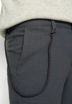 Only & Sons ONSPETE SLIM PANTS - Trousers - Grey Pinstripe 13 Only & Sons ONSPETE SLIM PANTS - Trousers - Grey Pinstripe -Only & Sons shop ca60fa141b424d188107bcd2d55782a7