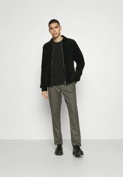 Only & Sons ONSNIGUEL LIFE CREW NECK - Jumper - Black 8 Only & Sons ONSNIGUEL LIFE CREW NECK - Jumper - Black -Only & Sons shop cbf6b98e9d3746ee9986373a92881883