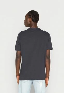 Only & Sons ONSGLEN VARISTY TEE - Print T-shirt - Dark Navy -Only & Sons shop d1f43c2581f04bfd83421a30940a8ad4