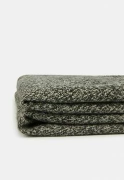 Only & Sons ONSBRIGGS WOVEN SCARF UNISEX - Scarf - Black 8 Only & Sons ONSBRIGGS WOVEN SCARF UNISEX - Scarf - Black -Only & Sons shop d5844a9e3f4041f688009a7ba74d6fbf