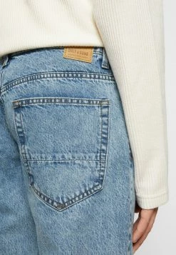 Only & Sons ONSEDGE LOOSE WASHED - Straight Leg Jeans - Blue Denim 15 Only & Sons ONSEDGE LOOSE WASHED - Straight Leg Jeans - Blue Denim -Only & Sons shop dded9ac5b1084c458b1f3d704eda605e