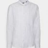 Only & Sons ONSCAIDEN STRIPE - Shirt - White 2 Only & Sons ONSCAIDEN STRIPE - Shirt - White -Only & Sons shop e9cf4836aa5d4009b42b10c6ed8766dd