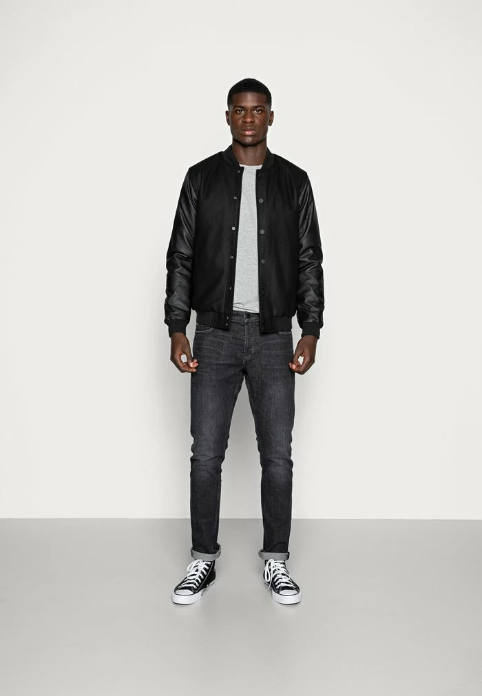 Only & Sons ONSLOOM CAN SLIM - Slim Fit Jeans - Black Denim 4 Only & Sons ONSLOOM CAN SLIM - Slim Fit Jeans - Black Denim - Image 2