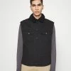 Only & Sons ONSRICK VEST - Waistcoat - Black -Only & Sons shop ed79c6f2261a44b5bfca605595c9d5fb