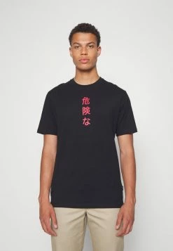 Only & Sons ONSLUNG TEE - Print T-shirt - Black/red 12 Only & Sons ONSLUNG TEE - Print T-shirt - Black/red -Only & Sons shop eda05303e8a34e78b5f6f39761c481c7