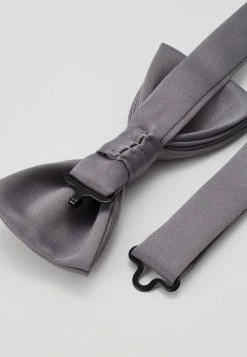 Only & Sons ONSTED BOW TIE SET - Pocket Square - Griffin -Only & Sons shop f0b9d01e5727405b8663ae5b7d95317b