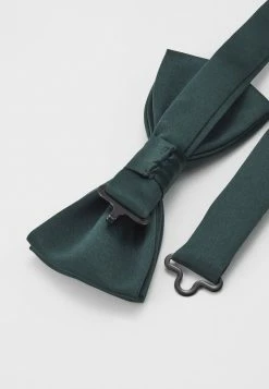 Only & Sons ONSTRENT BOW TIE BOX HANKERCHIEF SET - Pocket Square - Scarab -Only & Sons shop f71bda4171154660a5fca6ec544f905c